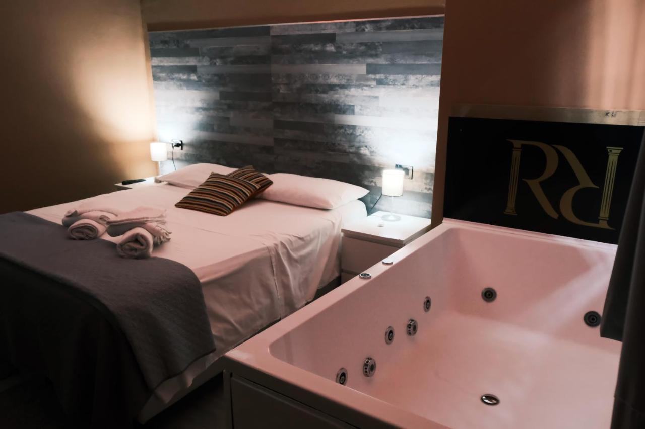 Royalty Rooms & Spa Neapel Exterior foto