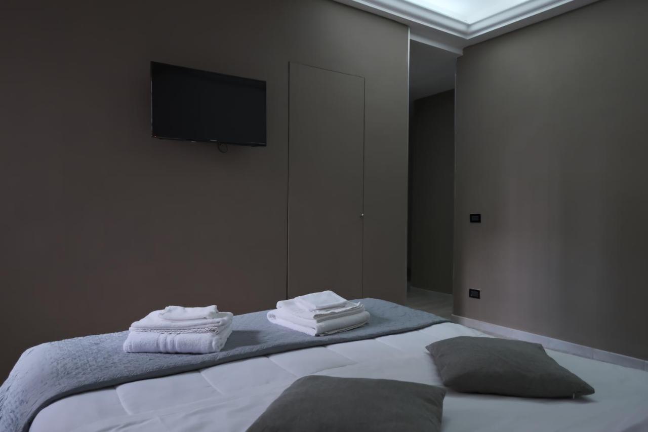 Royalty Rooms & Spa Neapel Exterior foto