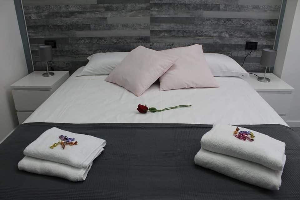 Royalty Rooms & Spa Neapel Exterior foto